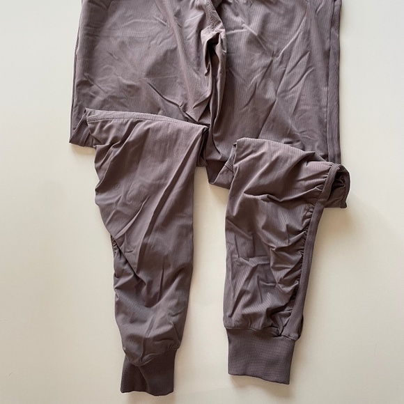 Lululemon Dance Studio joggers - Picture 1 of 2
